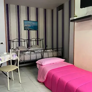 casa-donnacarmelina.hotels-amalfi.com/